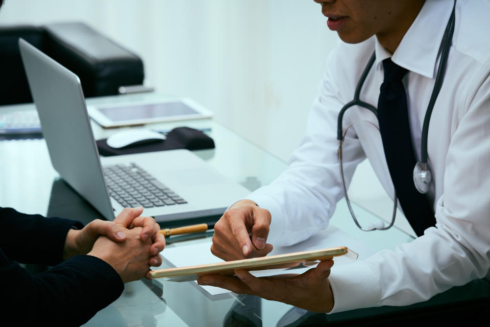 Men over the age of 50 should speak to their doctors about regular screenings for prostate cancer. (Image via Getty Images)