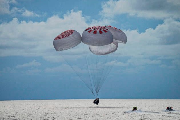 (Photo: SpaceX via AP)