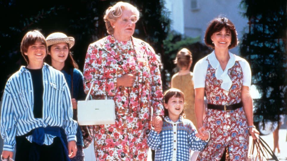 Robin Williams as Mrs. Doubtfire, one of the best drag performances of all time? Maybe! - Moviestore/Shutterstock