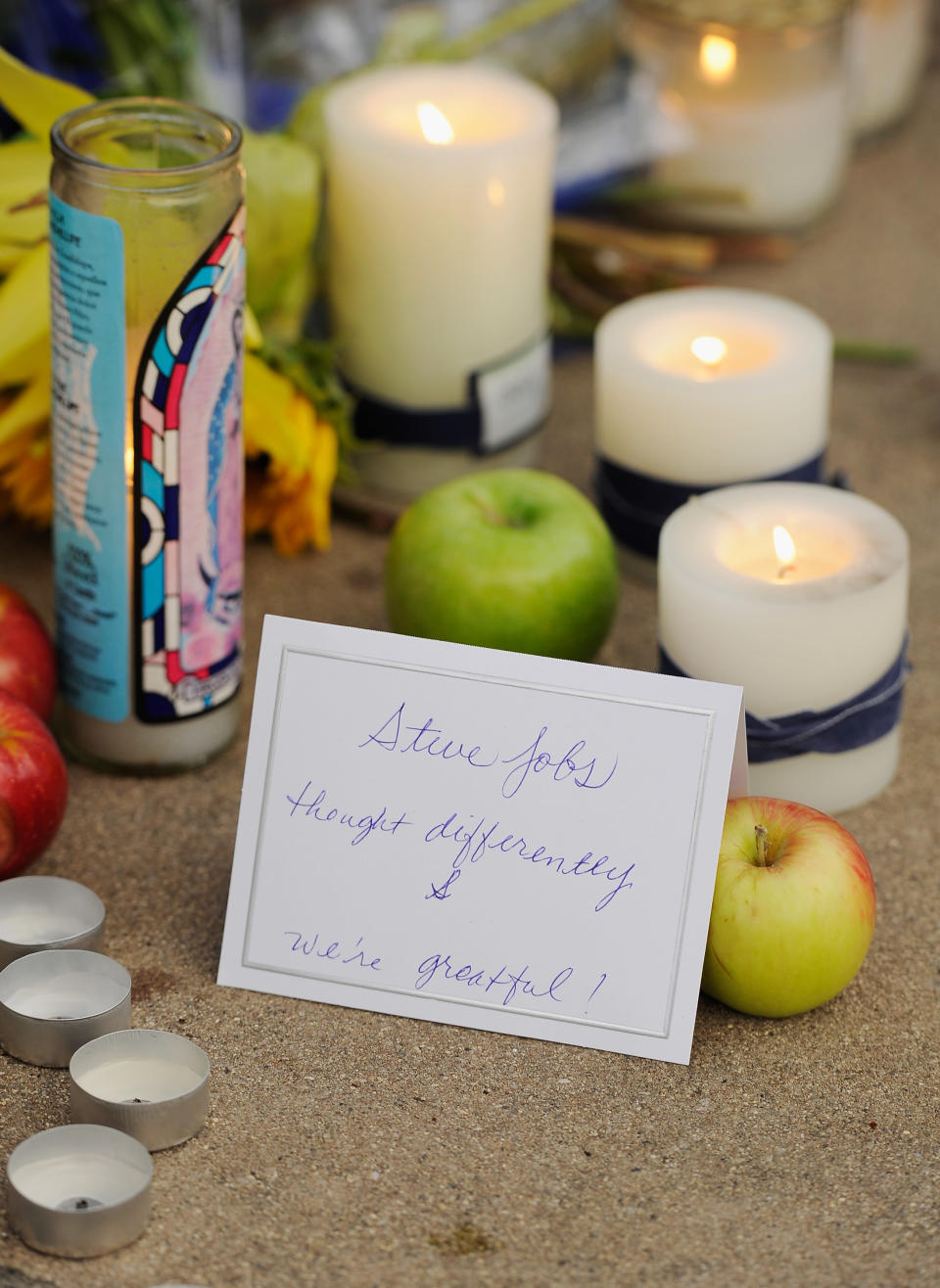 Americans Mourn Passing Of Apple Co-Founder Steve Jobs