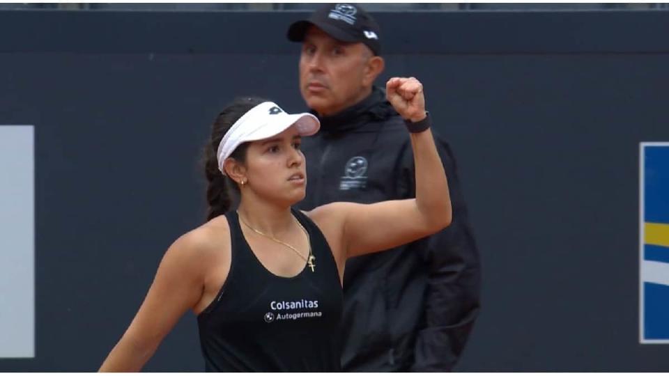 Camila Osorio venció a la francesa Caroline García, cuarta en el ranking mundial de la WTA. Foto: Twitter (fabianv_)