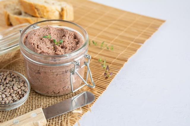 Notre recette facile du foie gras végan (ou faux gras) : Femme