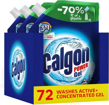 Save 15% on these Calgon 3-in-1 gel refills, that help soften the water, remove odours, and deep clean limescale and residues