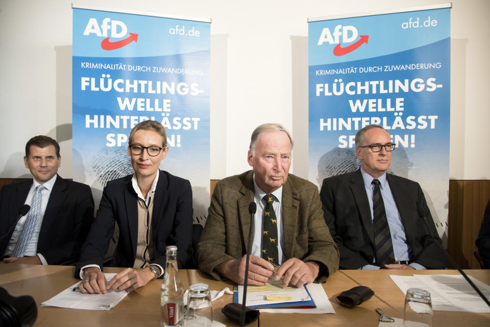 The AfD's main candidates for the federal elections, Alice Weidel (center left) and Alexander Gauland (center right). (Photo: NurPhoto via Getty Images)