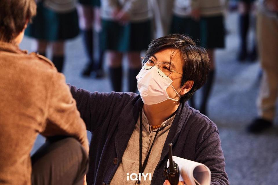 《第9節課》香港導演王麗文跨海來台拍攝。（愛奇藝提供）