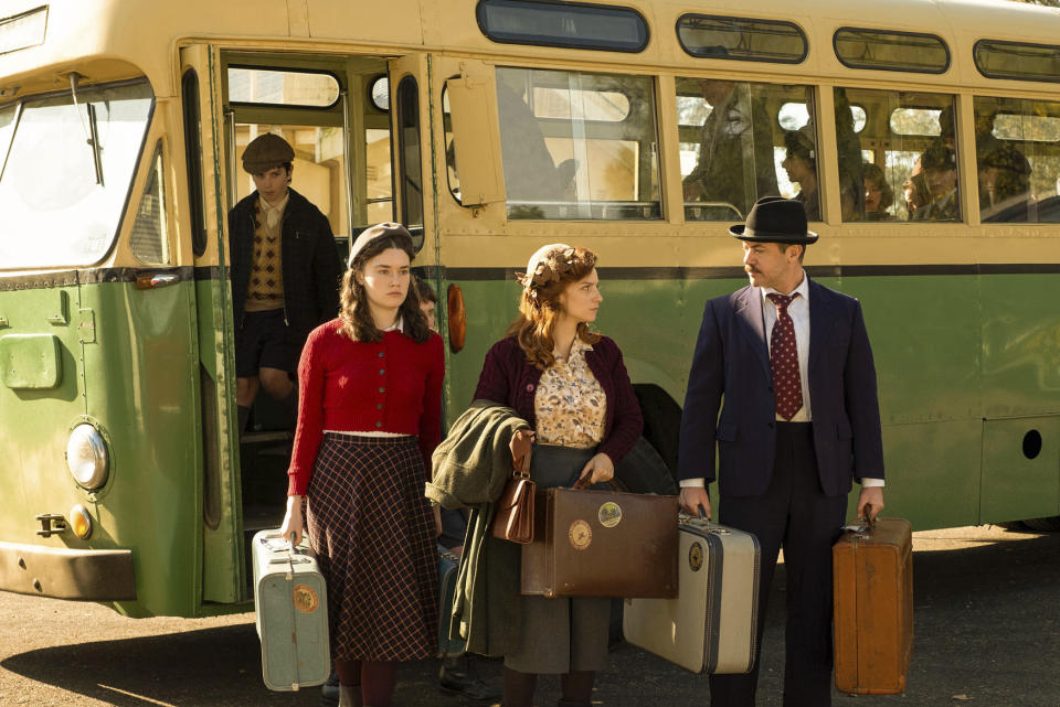 Ten Pound Poms is based on a real-life story of migration. (Credit: Eleven, John Platt, BBC)