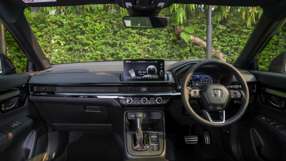全新CR-V的內裝佈局看齊11代Civic，圖為泰規車型。(圖片來源/ Honda)