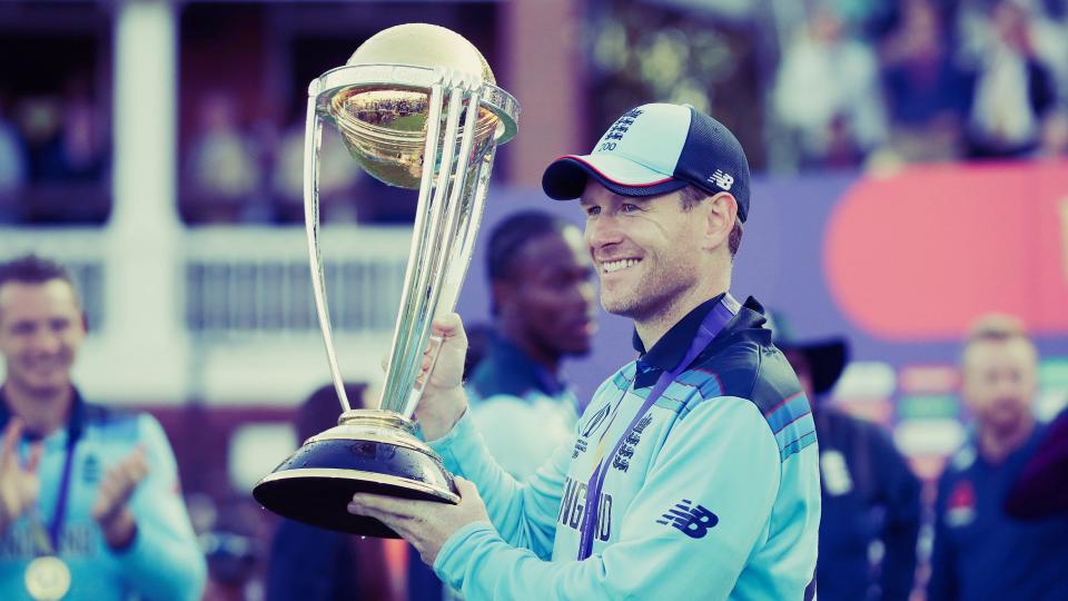 <div class="paragraphs"><p>England skipper Eoin Morgan poses with the World Cup trophy.</p></div>