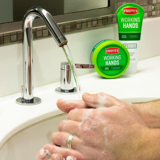 Best hand cream for dry skin: O'Keeffe's Working Hands