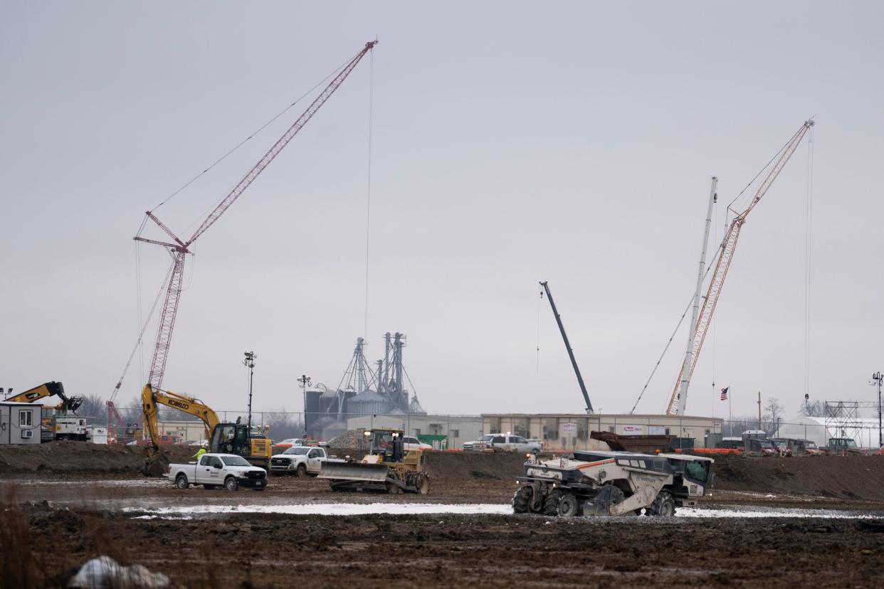 Jan 31, 2024; New Albany, Ohio, USA; Construction cranes pierce the landscape at the Intel site at in New Albany.