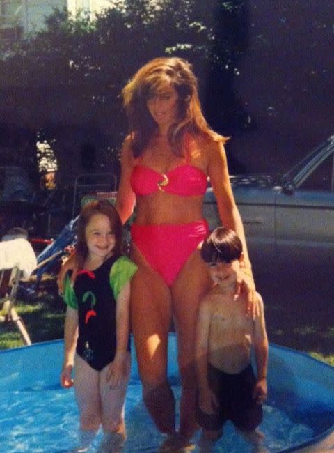 Lindsay tweeted this old family photo in October of herself with her mother Dina Lohan. Credit: Lindsay Lohan/Twitter