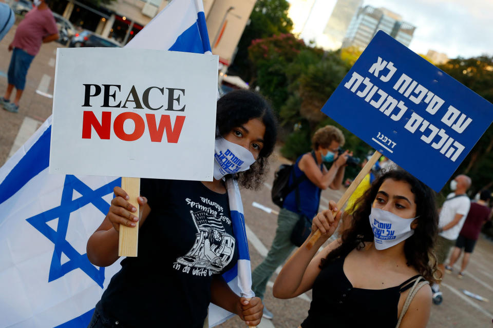 Image: Protesters in Tel Aviv (Jack Guez / AFP - Getty Images)