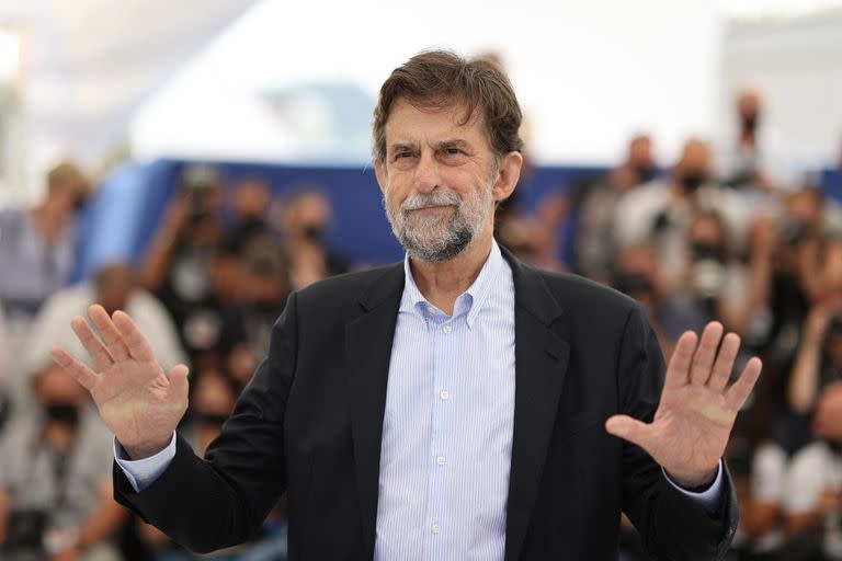 Nanni Moretti inició su nuevo proyecto en Italia y trata de venderlo en Cannes