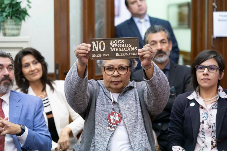 Rep. Senfronia Thompson, D-Houston, and other Brown and Black Democratic members talk to the press on the final day of the 87th Texas Legislature. The group led Sunday's walkout in the chamber that stalled SB 7 the voting rights bill. 