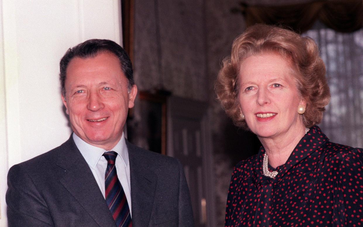 Jacques Delors of France, President of the European Commission, meets Britain's Prime Minister Margaret Thatcher