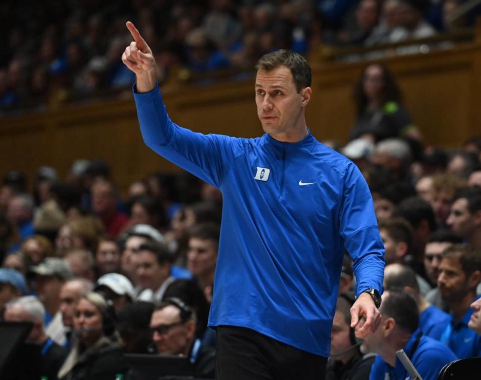 Duke, now coached by Jon Scheyer, is one of three teams in the 2024 men’s NCAA Tournament South Region with Kentucky that have pinned excruciatingly painful defeats on the Wildcats in March Madness in the past.