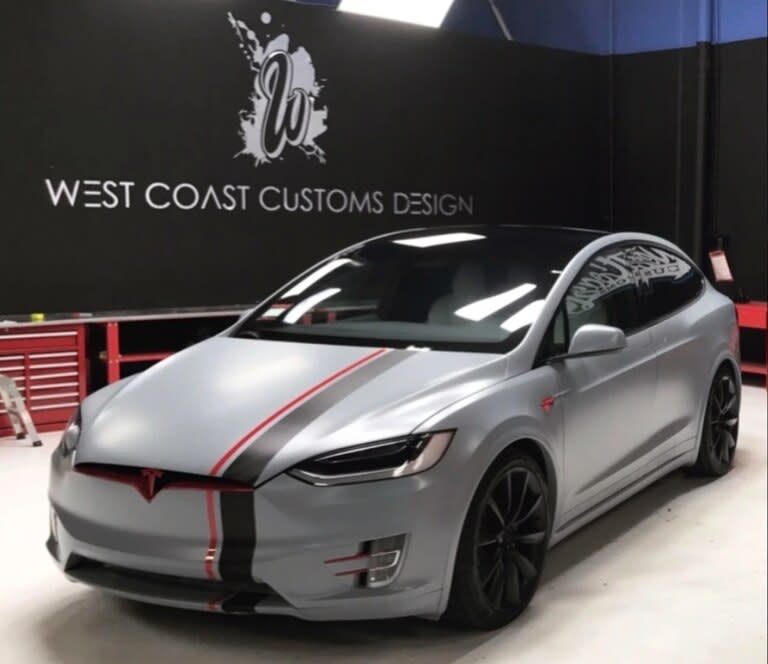 El Tesla personalizado de Jake Paul