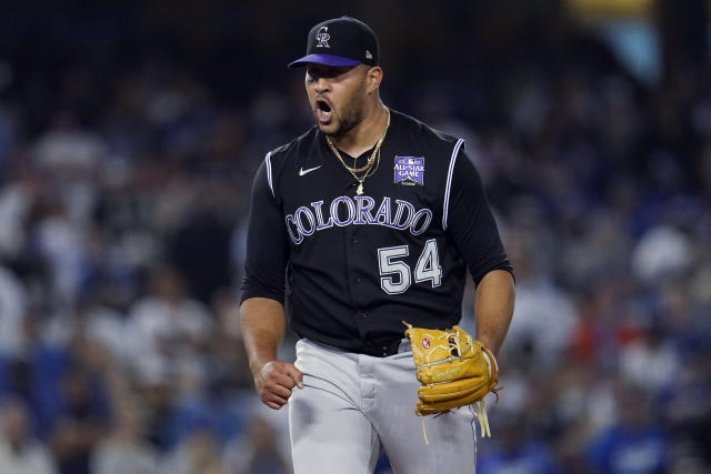 C.J. Cron hammers 10th homer in August in Rockies' win over Dodgers