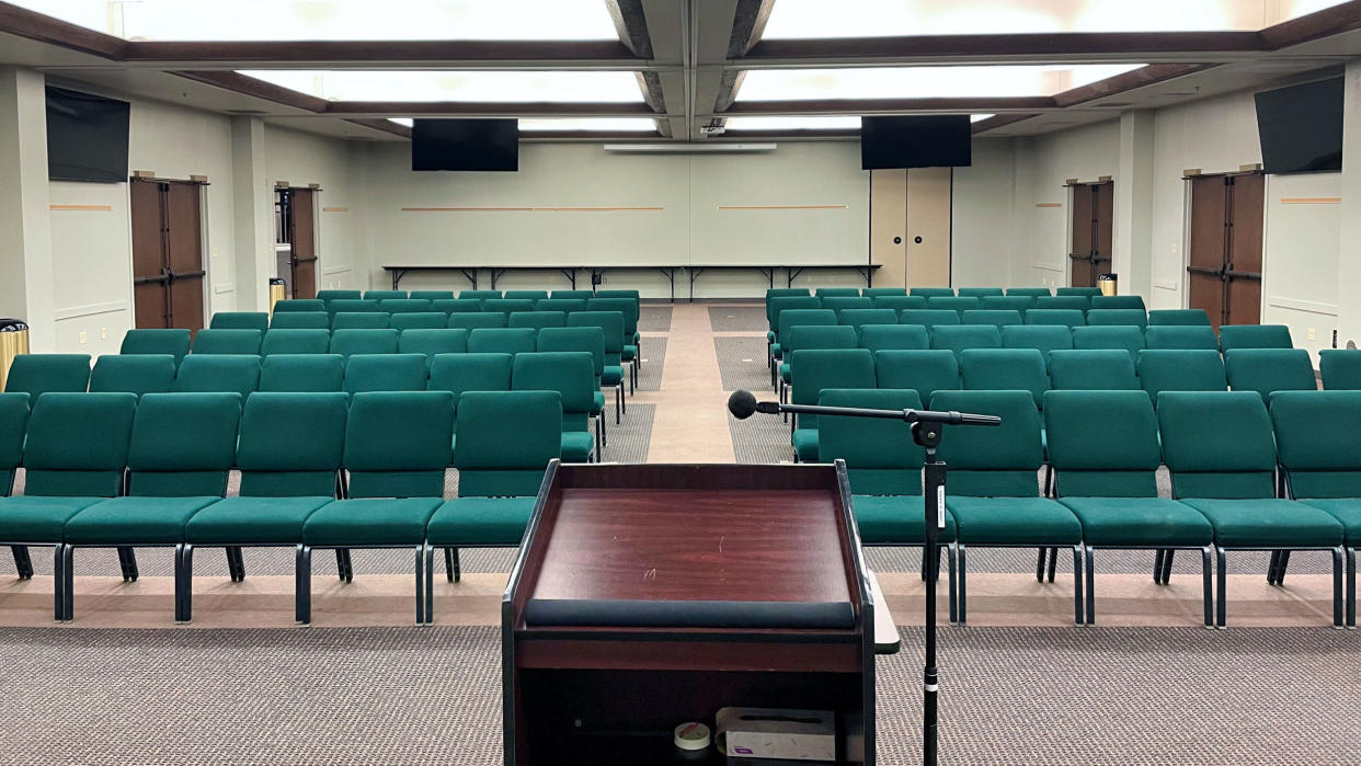  The multi-purpose conference and presentation space at Carson Springs Baptist Conference Center./. 