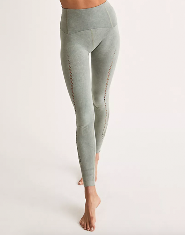 NEW Free People Movement Seamless Contour Yoga Legging in Blue M/L $98 |  FF-074