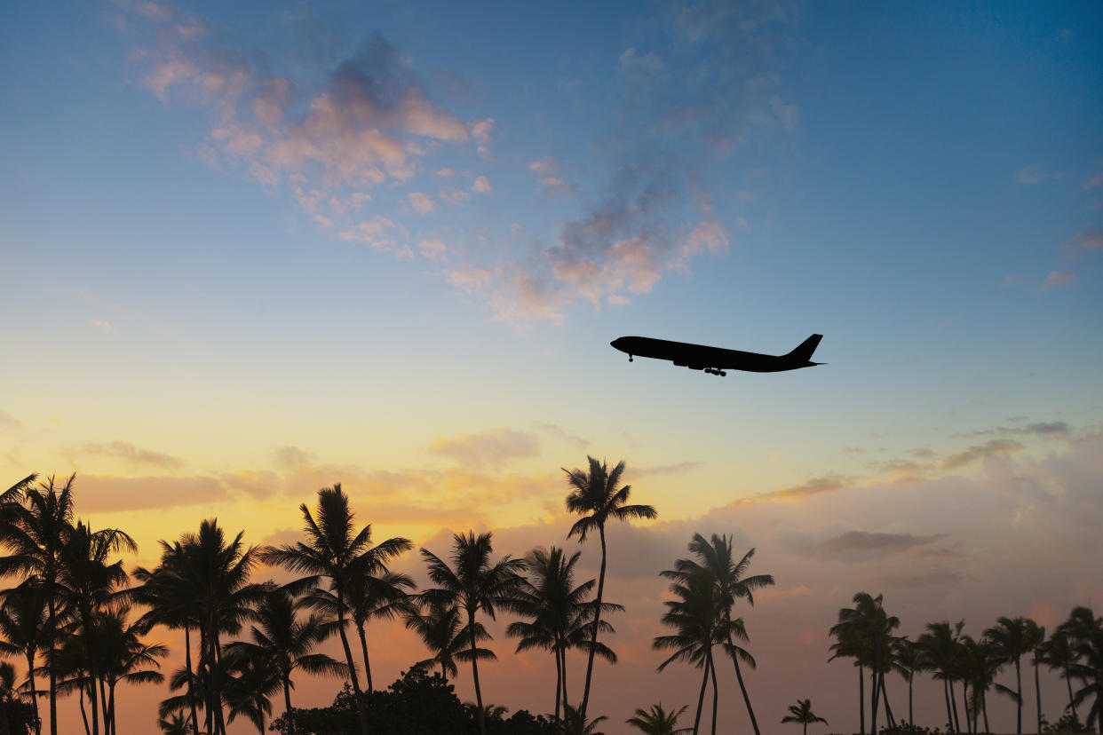 Der Flug in den Urlaub ist nicht klimafreundlich (Symbolbild: Getty)