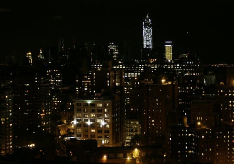 A view of the New York skyline looking south from 33rd Street as power returned to downtown.