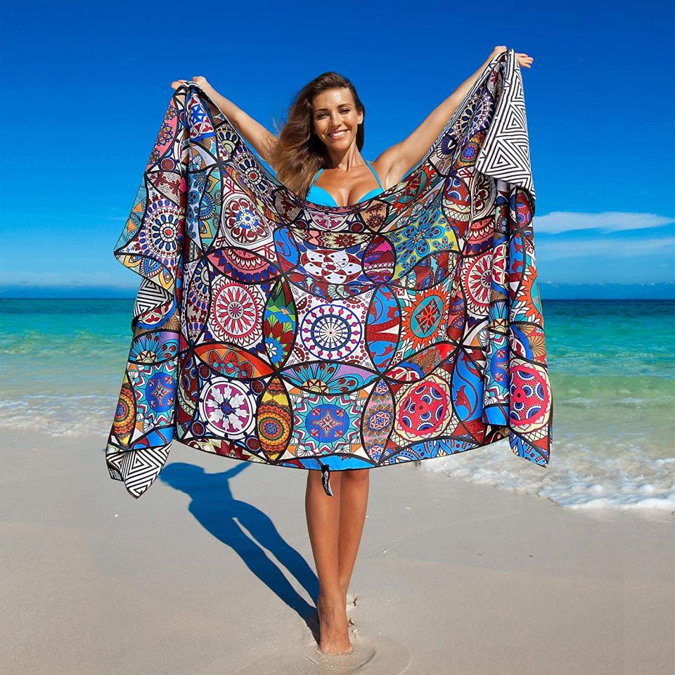 Elite Trend Microfiber Beach Towel