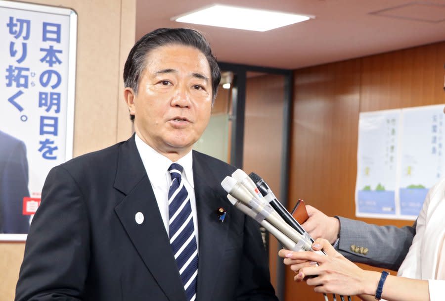 曾任日本防衛副大臣的自民黨議員長島昭久。   圖：取自長島昭久推特（資料照片）