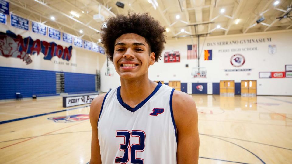 Perry Pumas Koa Peat poses for a portrait during basketball practice at Perry High School's gym in Gilbert on Nov. 7, 2023.