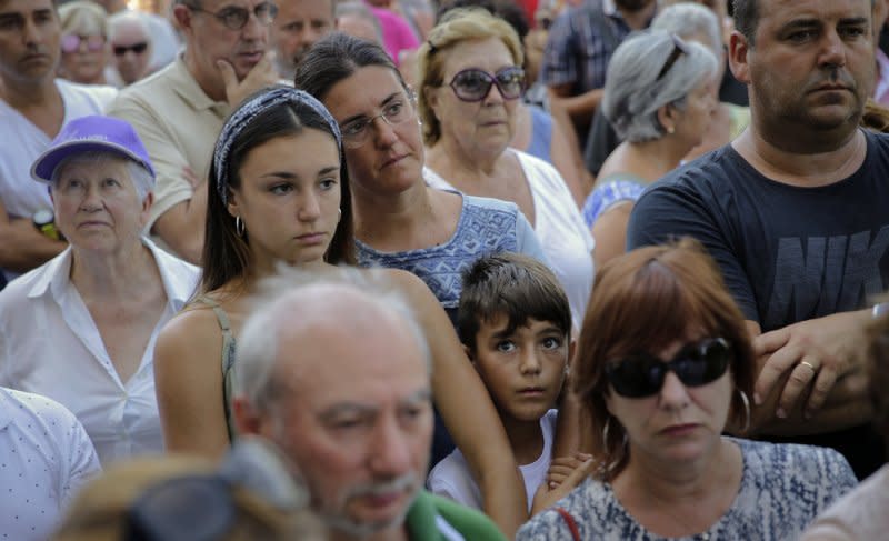 西班牙地中海濱度假勝地坎布里爾斯（Cambrils）18日發生恐怖攻擊，歹徒駕車衝撞人群，造成多人受傷（AP）