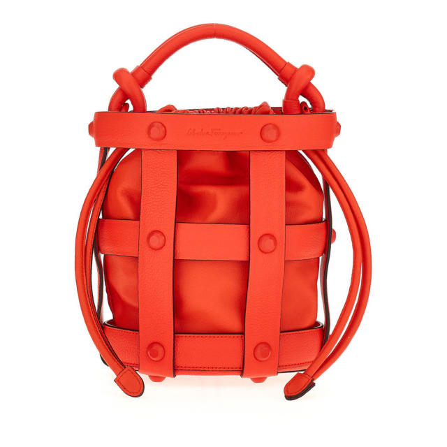 The latest Spring/Summer 2022 cult bags to carry through the season