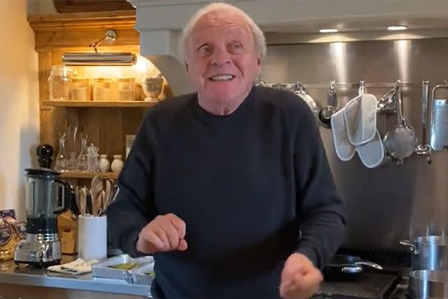 <p>Anthony Hopkins TikTok</p> Anthony Hopkins dances in a kitchen