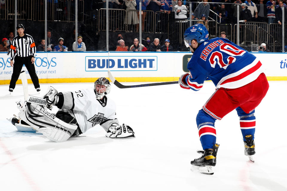 Chris Kreider #20 of the New York Rangers is having an incredible fantasy hockey season.