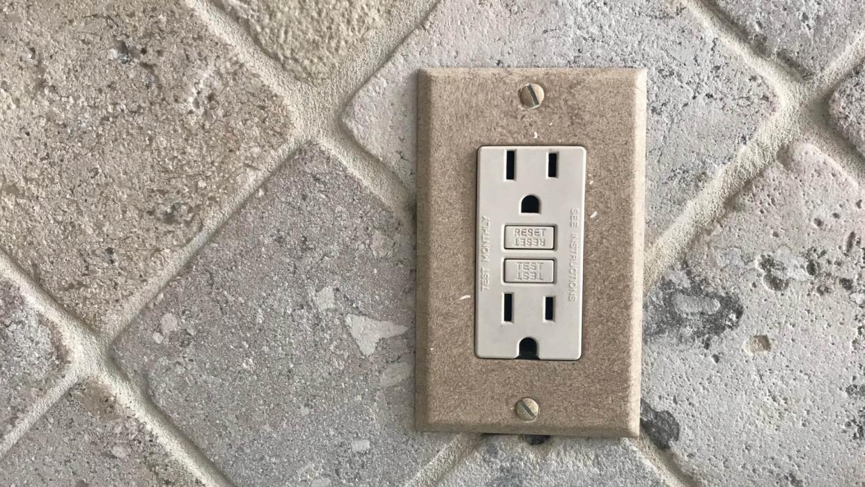 wall outlet cover