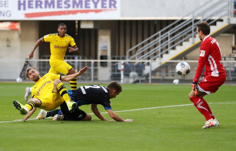 Bundesliga - SC Paderborn v Borussia Dortmund