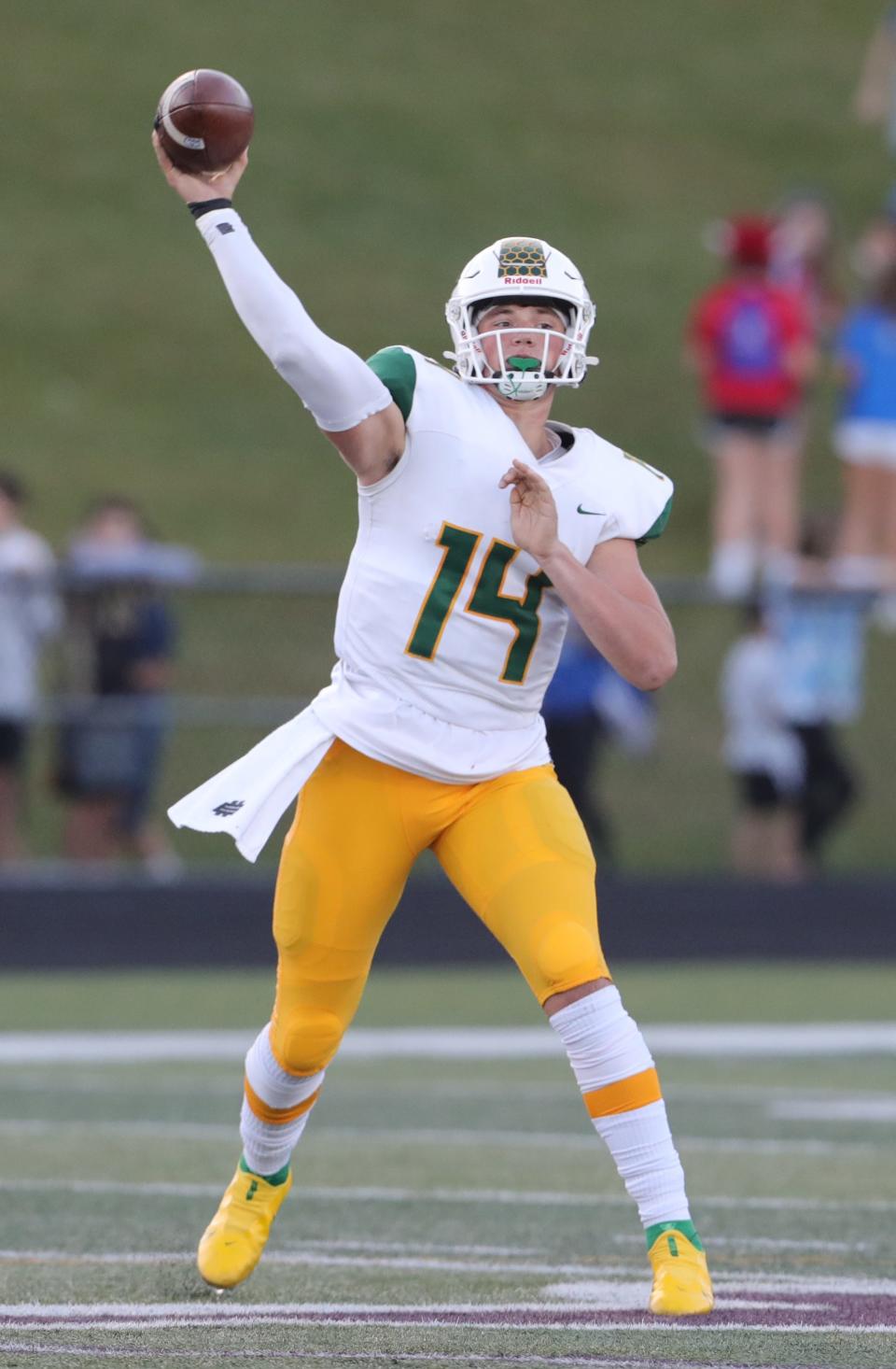 Medina senior quarterback Drew Allar throws a pass against Stow on Friday, Sept. 10, 2021 in Stow, Ohio. Medina won the game. [Phil Masturzo/ Beacon Journal]