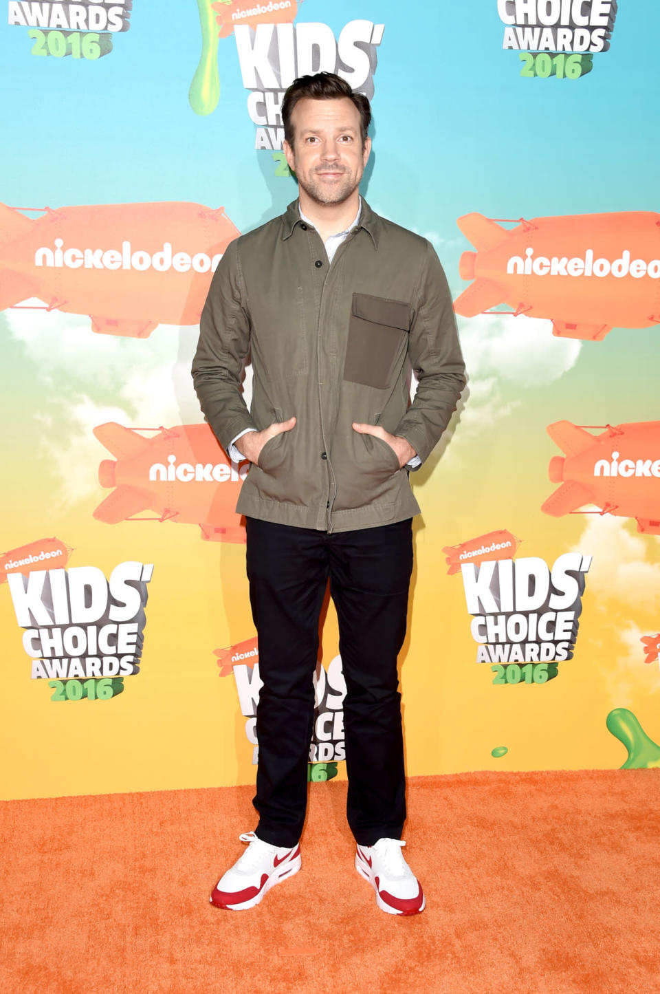 Jason Sudekis dressed as the cool chaperone for the 2016 Kids’ Choice Awards