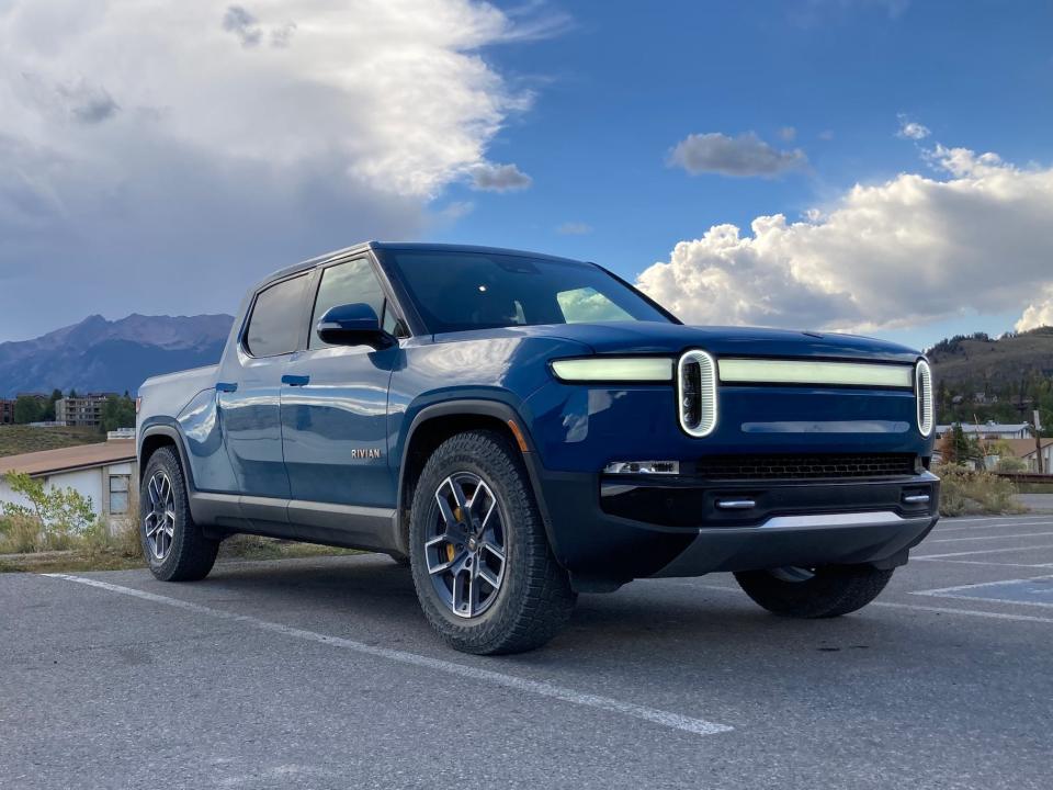 The 2022 Rivian R1T.