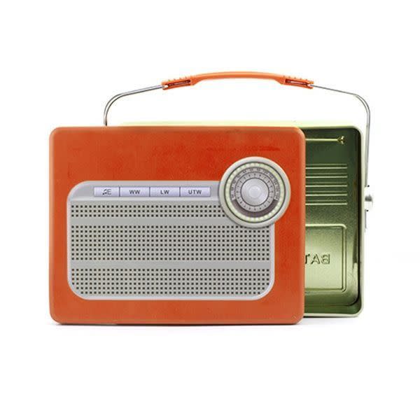 49) Radio Lunch Box