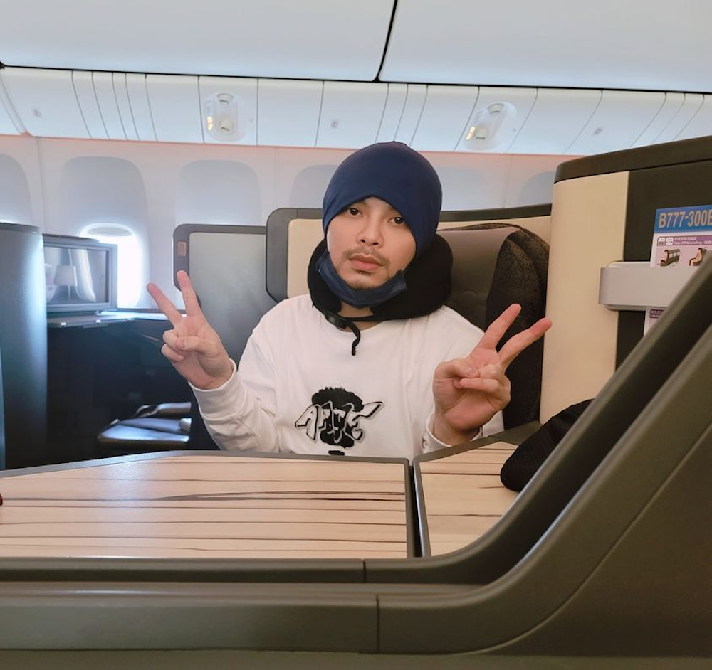 Controversial rapper Namewee has returned to Malaysia and pledged to cooperate with police. — Photo via Facebook/ Namewee