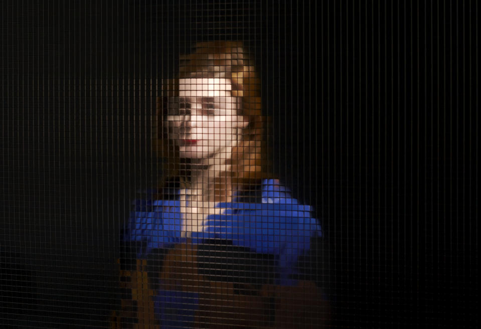 digitalized, pixels, reflection, young woman, abstract reflection