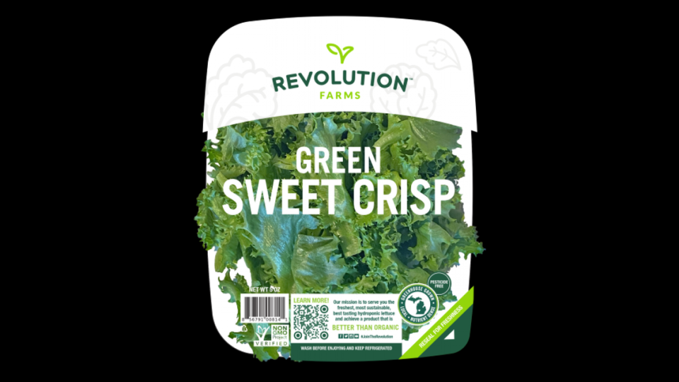 Revolution Farms Green Sweet Crisp salad in a Whole Head Clamshell