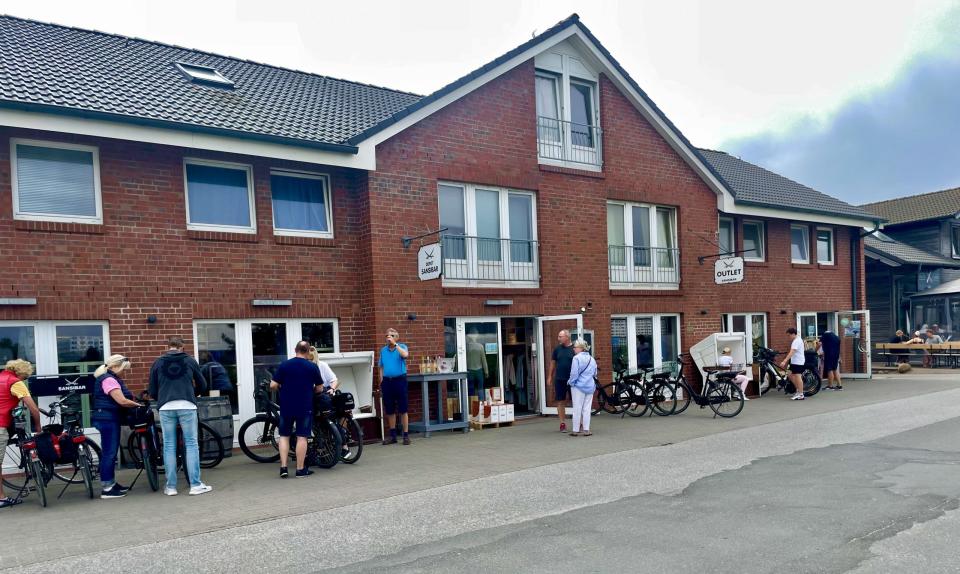 Der Outlet-Store befindet sich in der Gemeinde Rantum auf der Nordseeinsel Sylt, etwa sechs Kilometer vom Restaurant entfernt. - Copyright: Business Insider