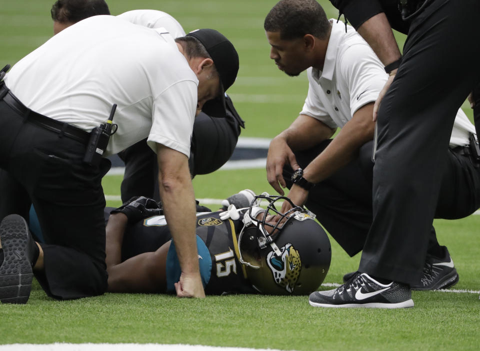 Allen Robinson left Jacksonville’s game early with an injured knee. (AP)