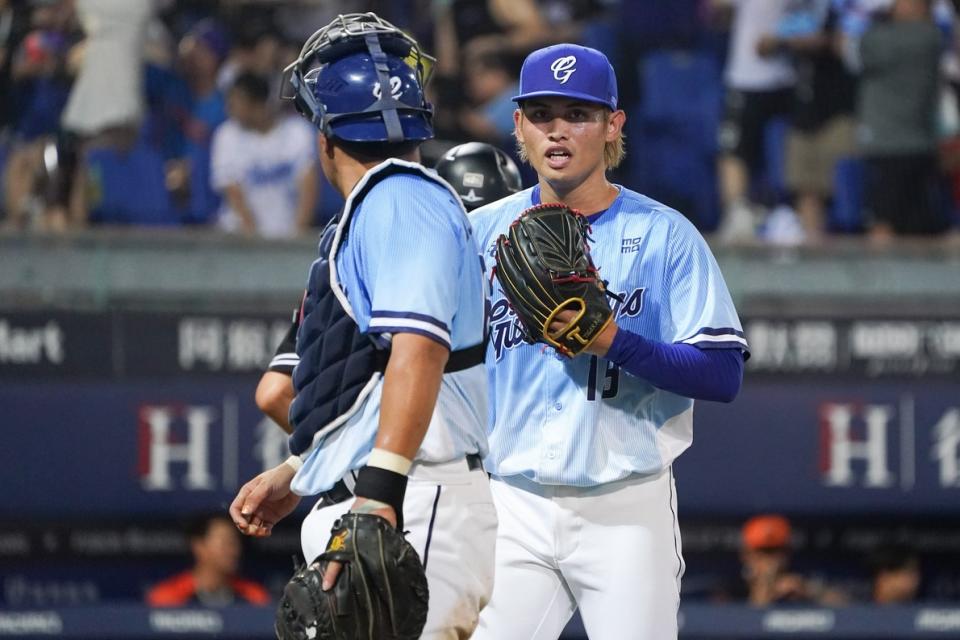 張奕雖然救援失敗，但幸運拿下勝投。圖 / 翻攝自Fubon Guardians 富邦悍將棒球隊官方粉專