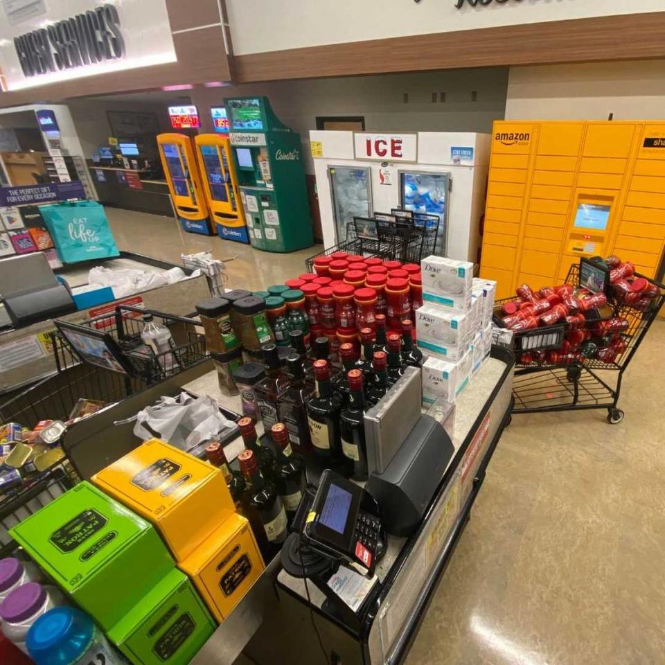 The Roseville Police Department is investigating a retail theft in which more than $9,000 worth of stolen products were recovered after an incident at a grocery store.