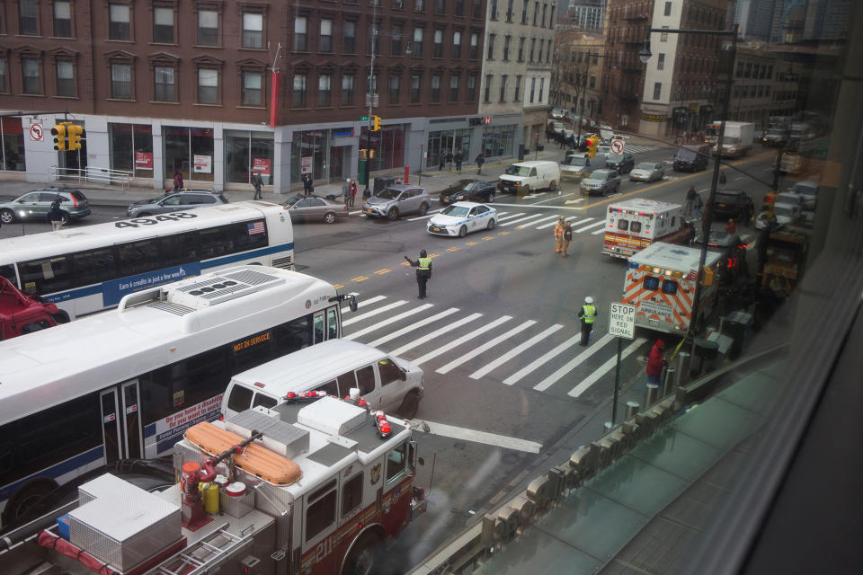 Long Island Rail Road commuter train derails in Brooklyn