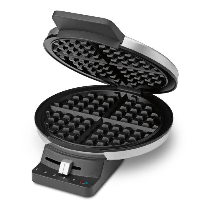 Round Classic Waffle Maker