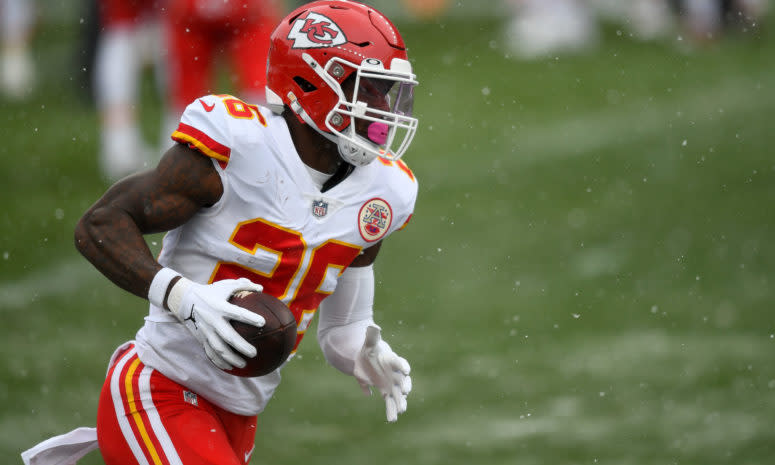 Le'Veon Bell of the Kansas City Chiefs runs the ball.