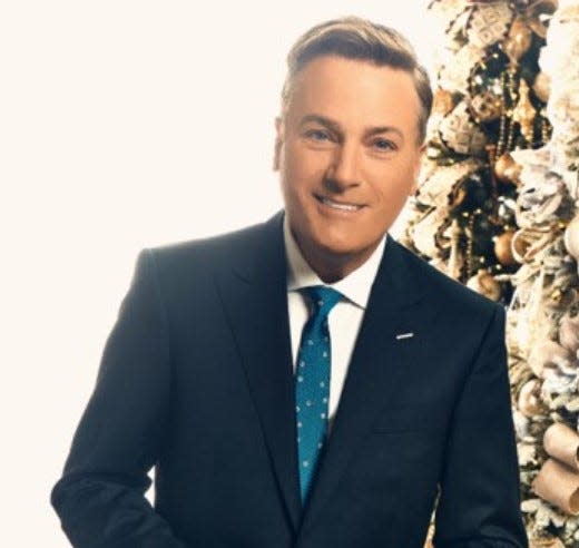 Worship singer Michael W. Smith brings his Christmas show to Hoyt Sherman Place.